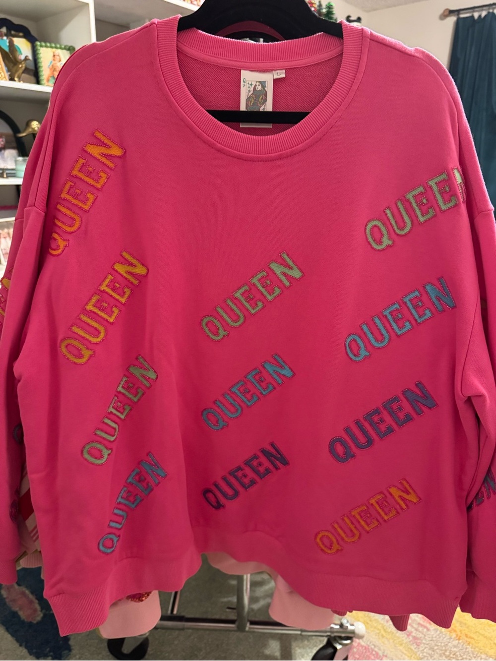 QUEEN OF SPARKLES Hot Pink Embroidered 'QUEEN' Crewneck Sweatshirt